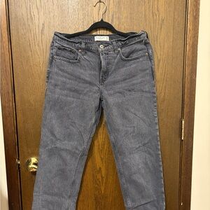 Abercrombie & Fitch Gray 90’s Straight Leg Mid Rise Jeans Size 28 Xtra Short